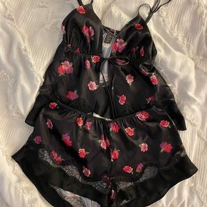 Victoria’s Secret sexy PJ set- satin and lace size M